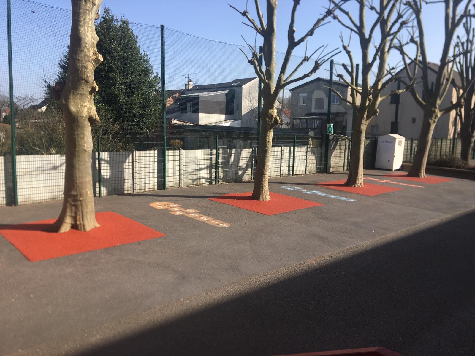 entourage d'arbre 01